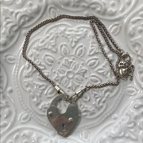 Fossil Silver Heart Padlock Necklace with Keyhole Vintage Bohemian Whimsical - Picture 13 of 13